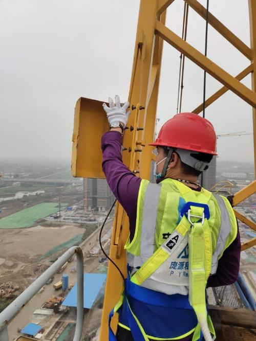 赛福天建峰索具的坠落悬挂安全带产品再次更新了特种劳动防护用品安全